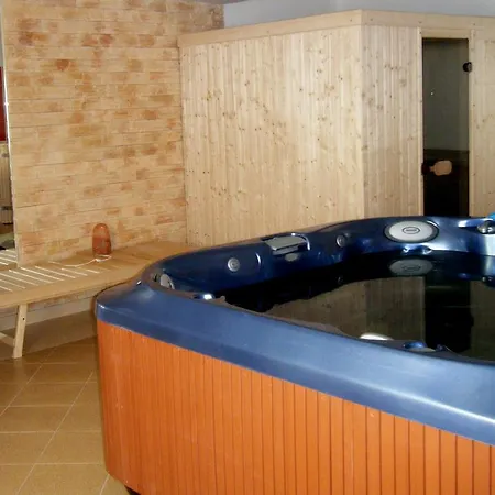 Hotel Leszczynski By Zabost 3*