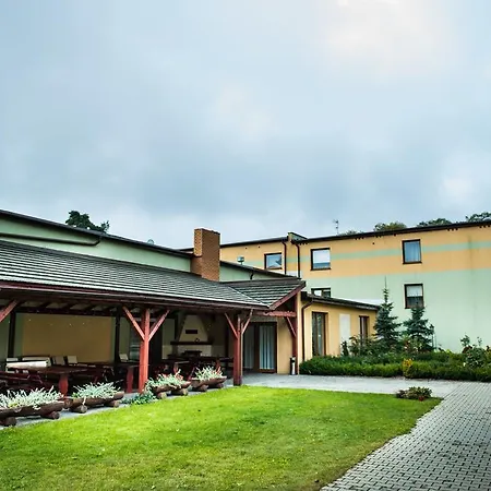 Leszczynski By Zabost 3*