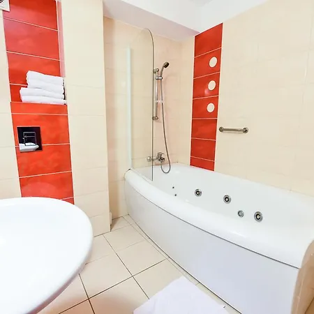 Leszczynski By Zabost Hotel