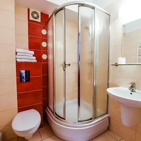 Leszczynski By Zabost 3* Łódź