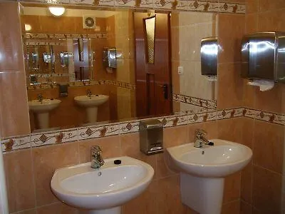 Leszczynski By Zabost Hotel 3*