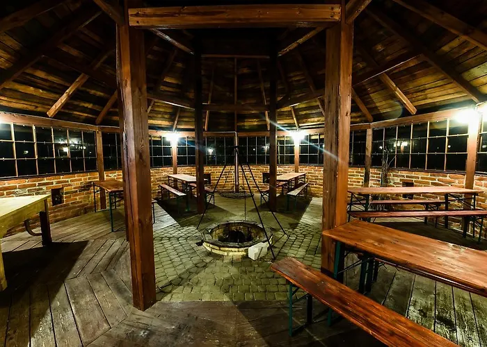 Hotel Leszczynski By Zabost 3*