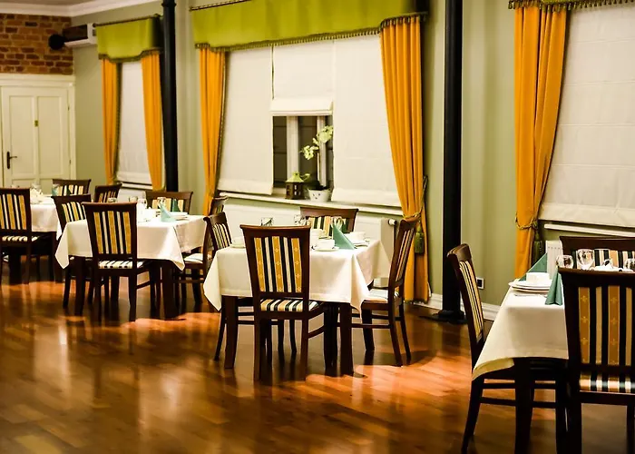 Leszczynski By Zabost 3*