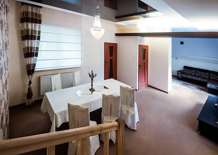 Leszczynski By Zabost Hotel